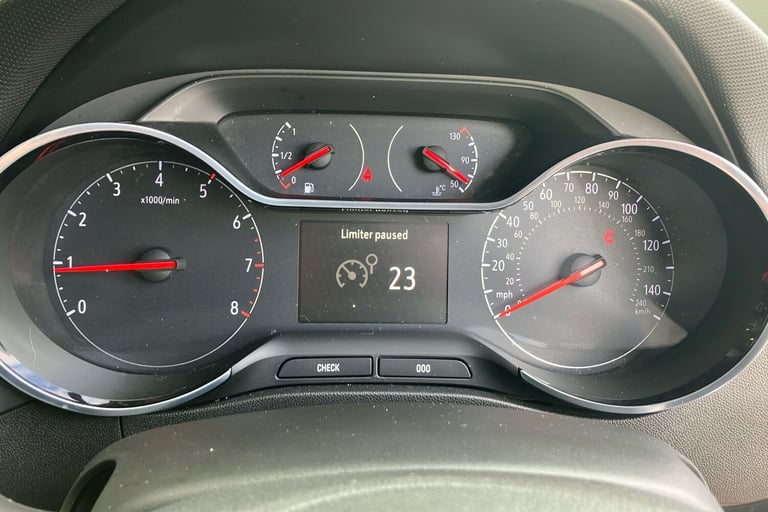  Vauxhall Crossland 1.2 Turbo Elite Edition Suv 5dr Petrol Auto Euro 6 s/s 130