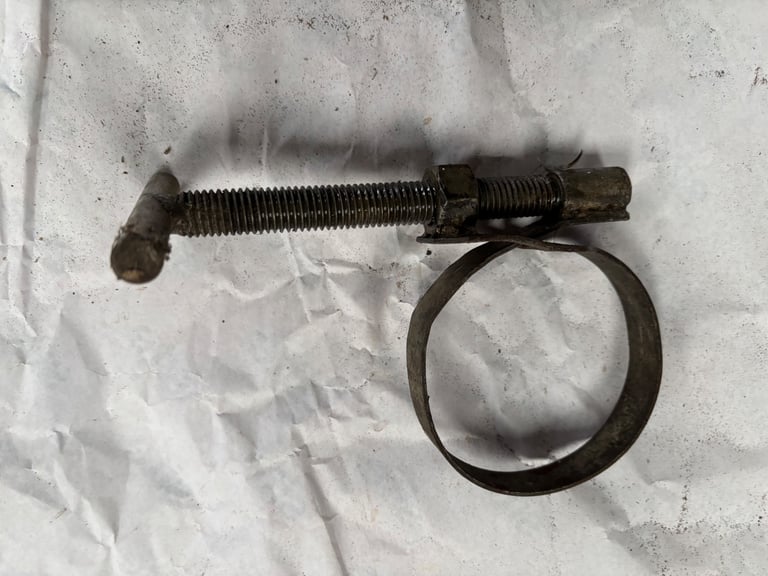 Oil filter cartridge remover