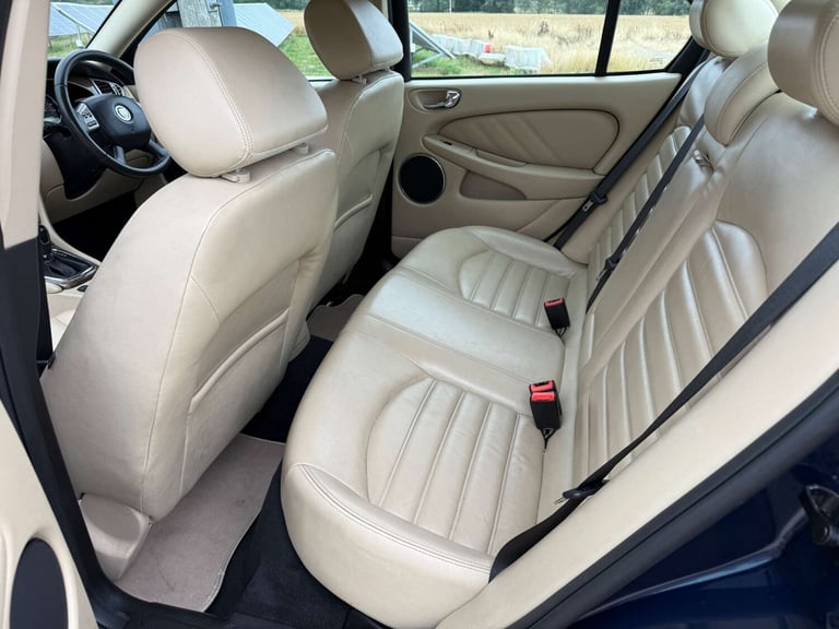 2008 Jaguar X-Type 2.2 X-Type SE Auto 4dr Saloon Diesel Automatic