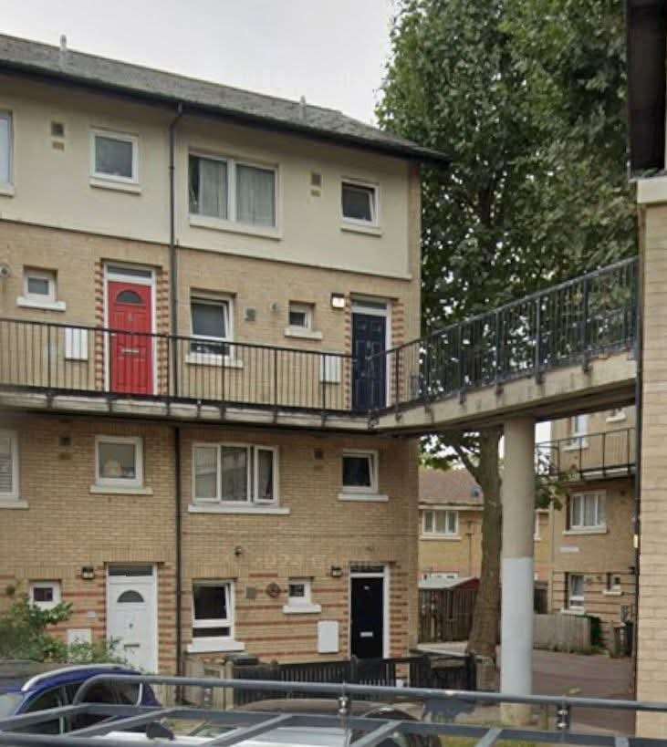 SWAP My 2 bed for your 3 or 4 bed 