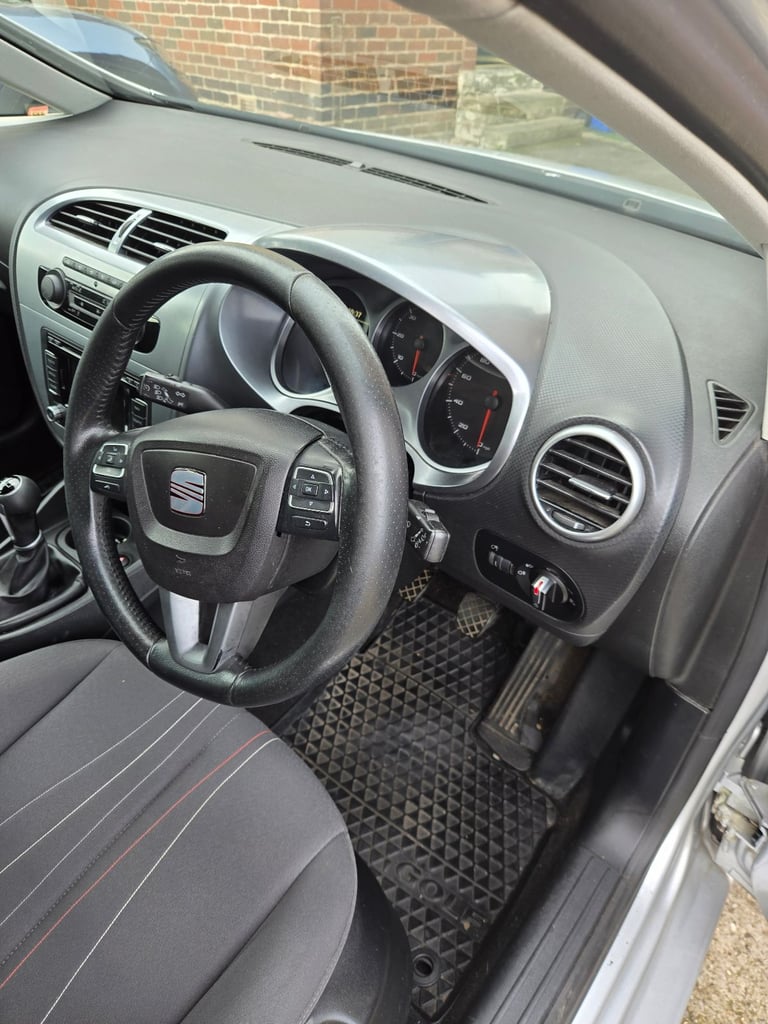 Seat, LEON, Hatchback, 2013, Manual, 1598 (cc), 5 doors