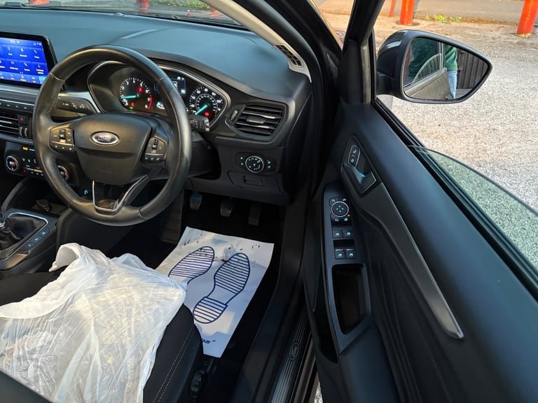 Ford focus eco boost titanium modal 2020 plate petrol 