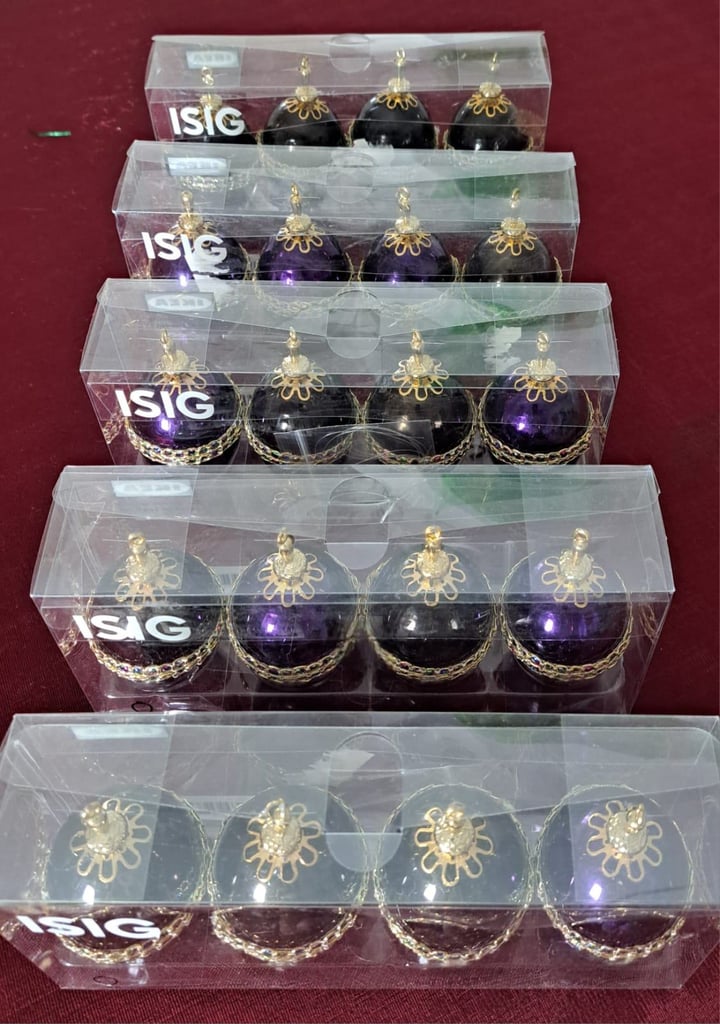 Set of Christmas decorations 