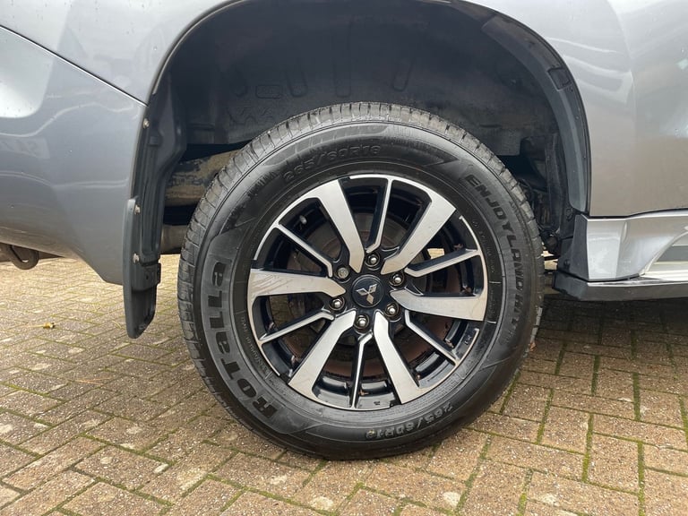 2019 Mitsubishi Shogun Sport 2.4 DI-DC 4 5dr Auto 4WD ESTATE DIESEL Automatic