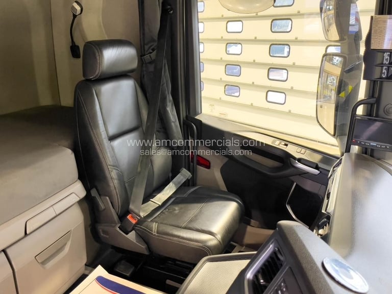 2021 (71) SCANIA R500 HIGHLINE 6X2 TAG AXLE