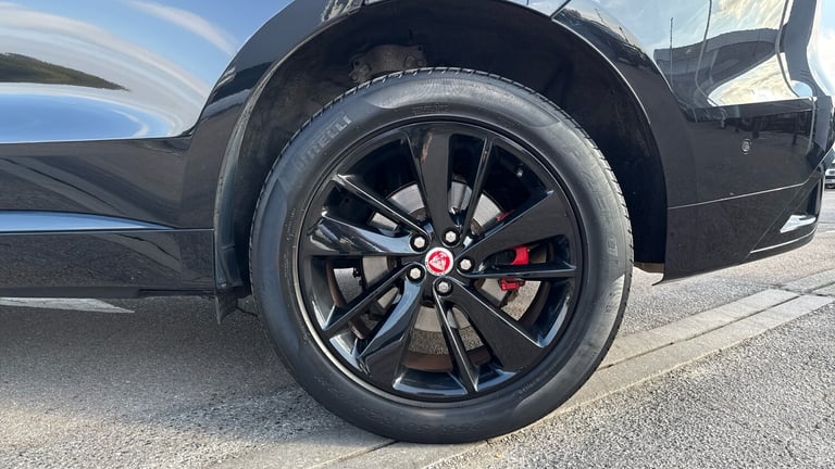 2021 Jaguar F-PACE 2.0 P400e R-Dynamic SE 5dr Auto AWD Hybrid