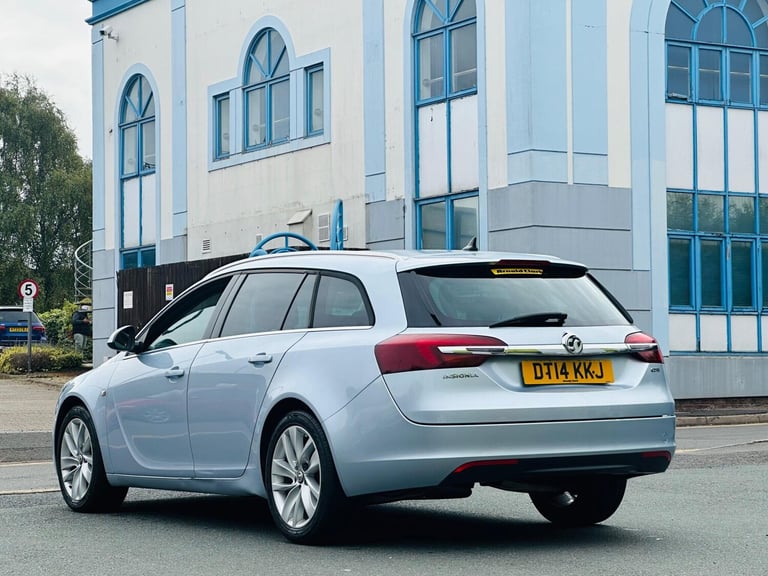 2014 Vauxhall Insignia 2.0 CDTi ecoFLEX SRi Nav Sports Tourer Euro 5 (s/s) 5dr ESTATE Diesel Manual