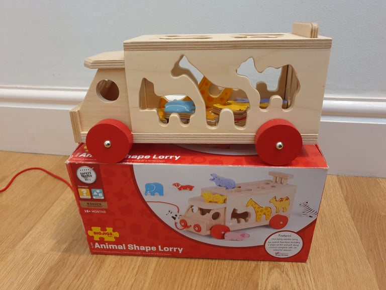 BIGJIGS Toys, Animal Lorry Wooden Shape Sorter, Shape Sorters, Pull Along Toy