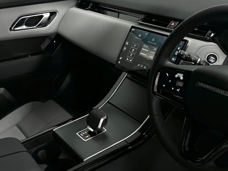 2024 Land Rover Range Rover Velar P250 Dynamic SE 2.0 Auto ( 250 bhp ) Station Wagon Petrol Autom...