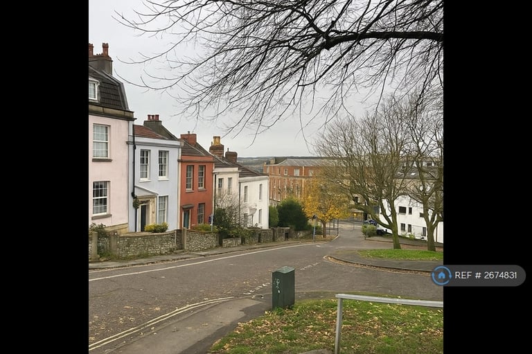 5 bedroom flat in Ninetree Hill, Bristol, BS1 (5 bed) (#2674831)