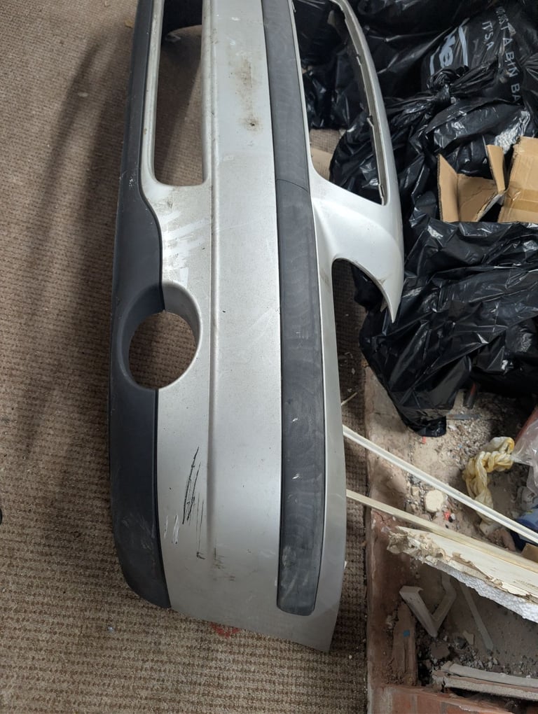 Volvo S60 Bumper Front 2000 - 2004 £10 