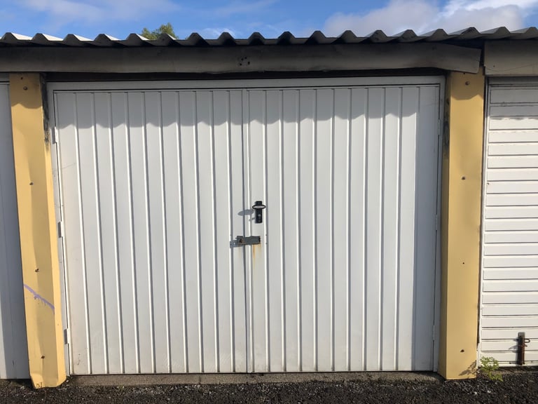 GARAGE TO RENT LITTLE STOKE BS34 8LS - AVAILABLE 6 NOV 2025 - £120 PCM - FULL CCTV