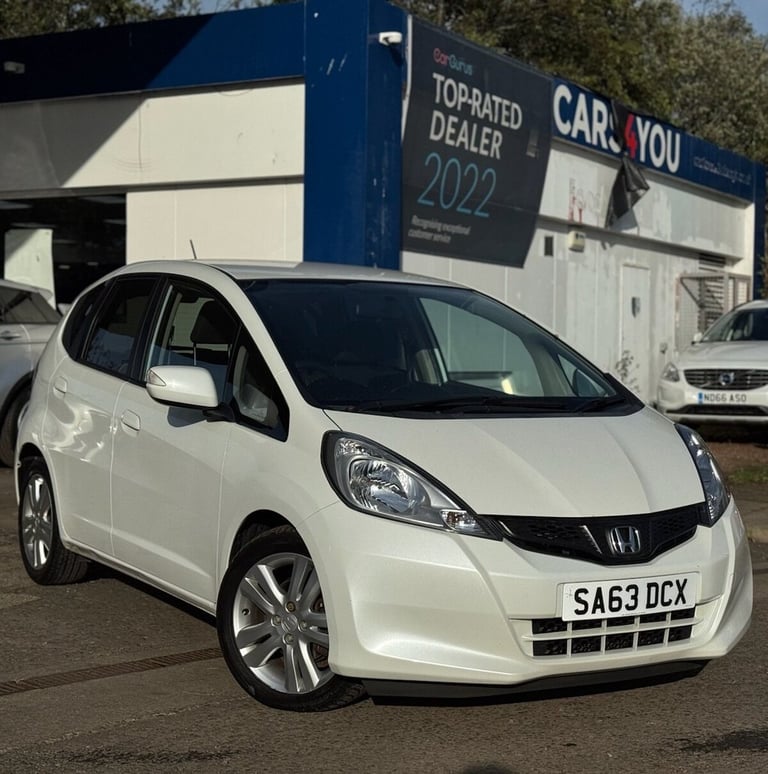 image for 2013 Honda Jazz 1.4 i-VTEC ES Plus Hatchback 5dr Petrol CVT Euro 5 (99 ps) Hatchback Petrol Autom...
