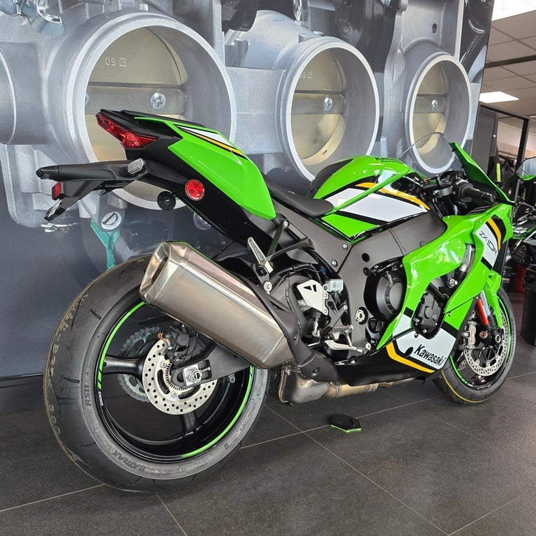 KAWASAKI NINJA ZX-10R-25 MODEL-UNREGISTERED-4 YEAR WARRANTY