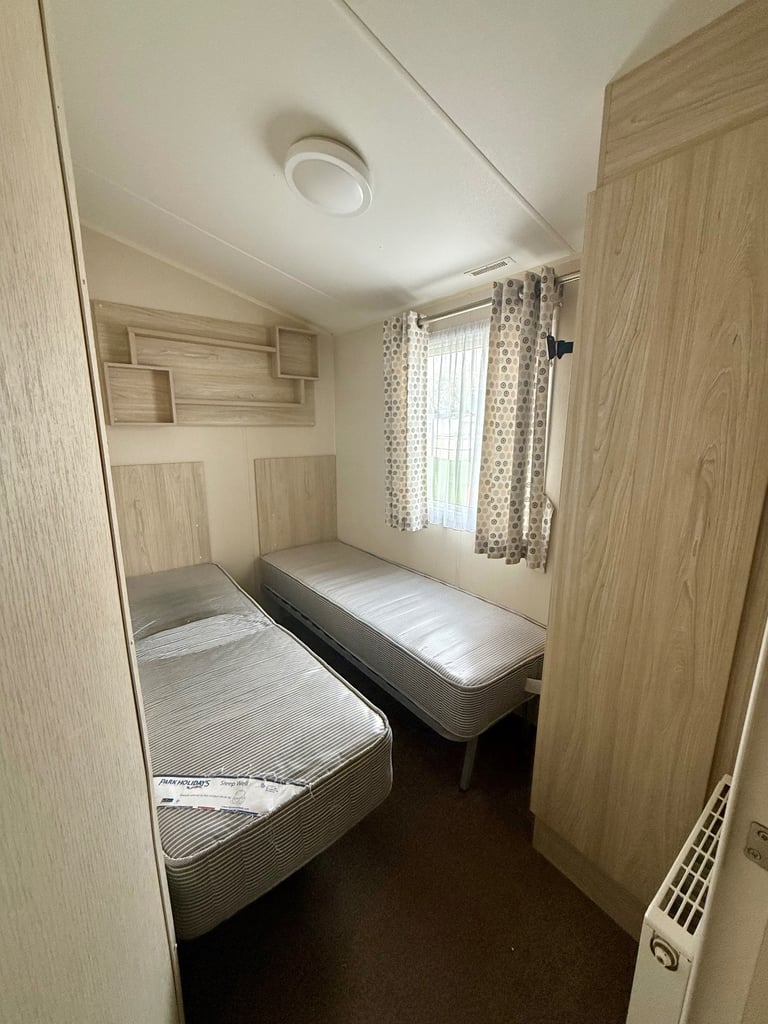 Static Caravan on Felixstowe beach caravan park