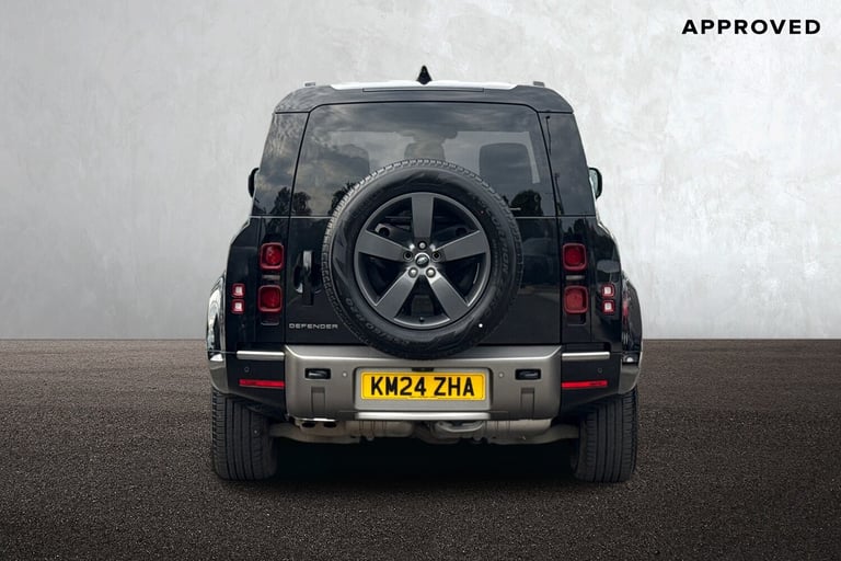 2024 Land Rover Defender 110 3.0 D300 110 X-Dynamic HSE 5dr SUV DIESEL Automatic