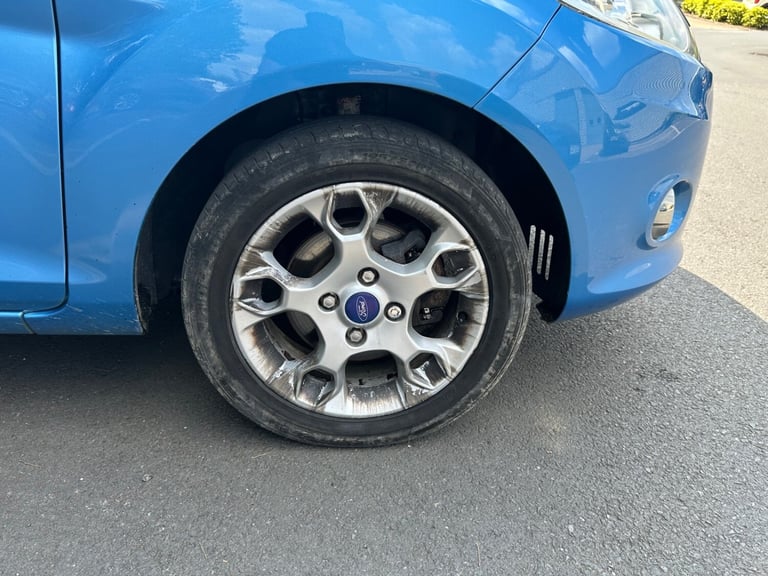 2012 Ford Fiesta 1.25 Zetec 5dr [82] HATCHBACK Petrol Manual