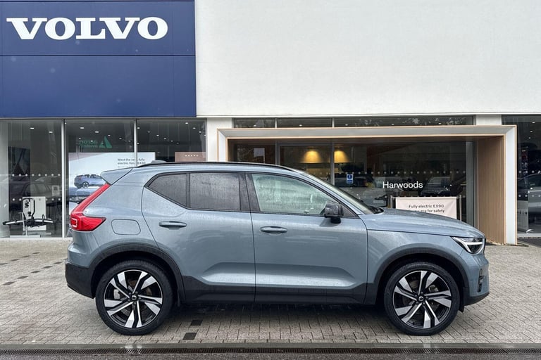 2022 Volvo XC40 2.0 B4 MHEV Ultimate SUV 5dr Petrol Hybrid DCT Auto Euro 6 (s/s) (197 ps) ESTATE ...