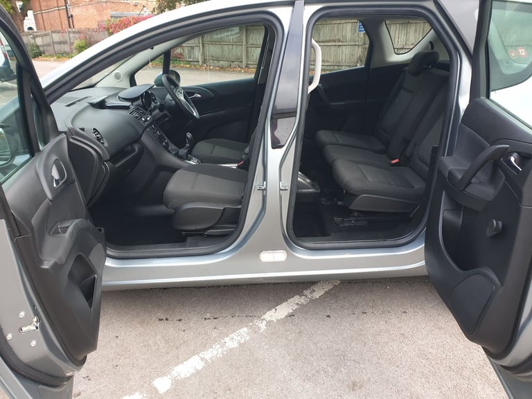 Vauxhall, MERIVA, MPV, 2011, Manual, 1686 (cc), 5 doors