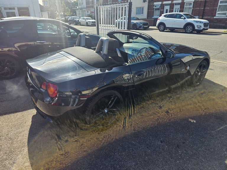 2004 BMW Z4 2.2i SE Euro 3 2dr CONVERTIBLE Petrol Manual