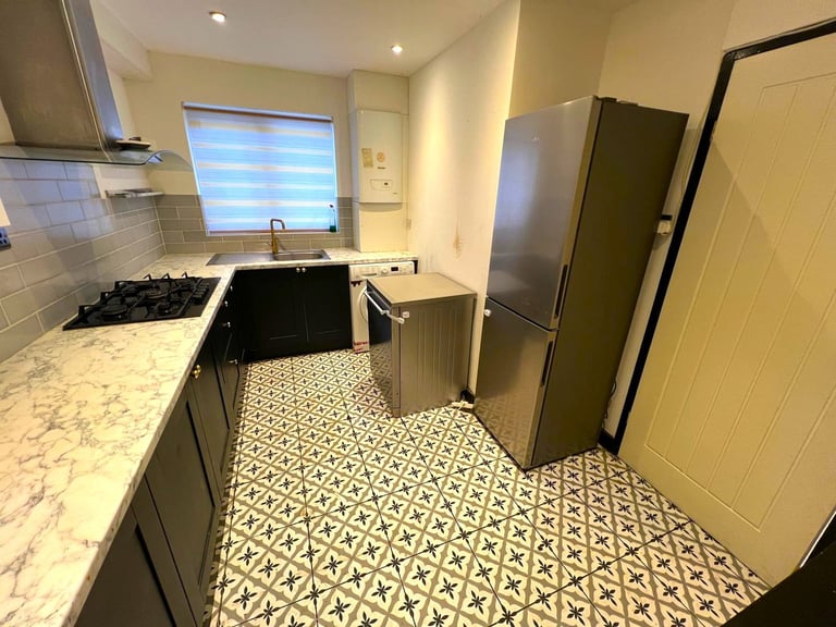 Prime Location 3 Bedrooms House with 2 Toilets and a Bath Room close to Newbury Park Station