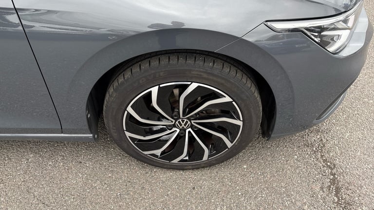 2021 Volkswagen Golf 1.5 TSI Life 5dr Petrol Hatchback Hatchback Petrol Manual