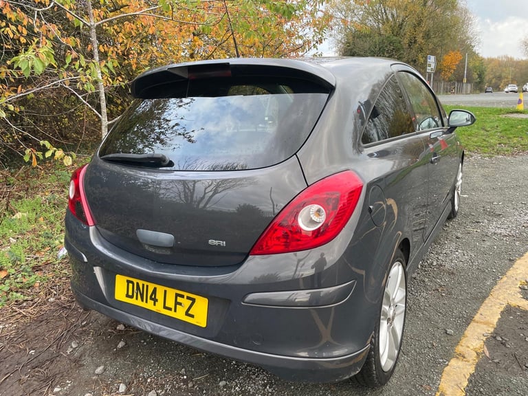 VAUXHALL CORSA 1.4 SRI 14 REG GREY 3 DOOR MOT MAY 3RD 2026 TAX £165 LOW INSURANCE 50+MPG