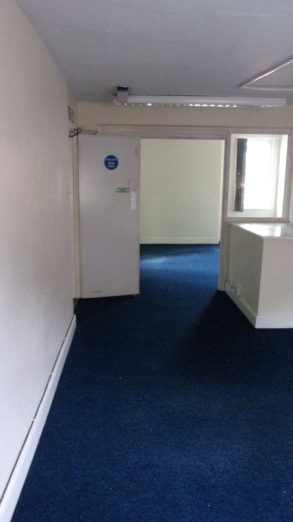 OFFICE SPACE-KING STREET-NO DEPOSIT