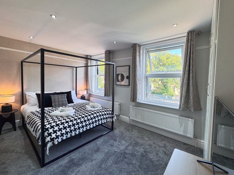 Cozy 5 BR House in Harrogate 