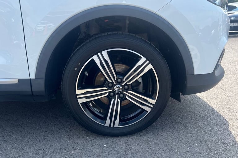 2020 20 MG MG ZS 1.5 VTI-TECH EXCLUSIVE SUV 5DR PETROL MANUAL EURO 6 (S/S) (106 