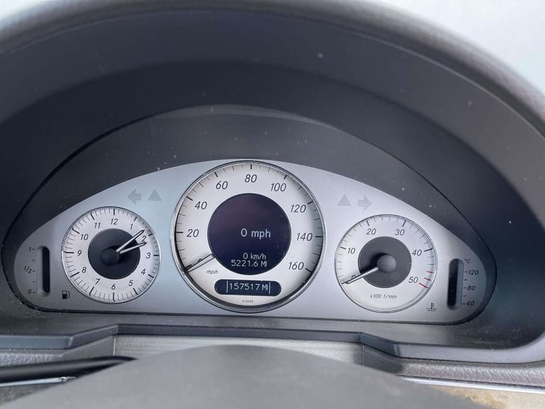 2004 Mercedes-Benz E Class 3.2 E320 CDI Avantgarde Estate 5dr Diesel Automatic (194 g/km, 204 bhp...
