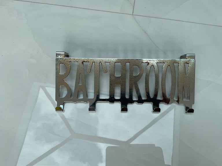 Bathroom over-door hook £3