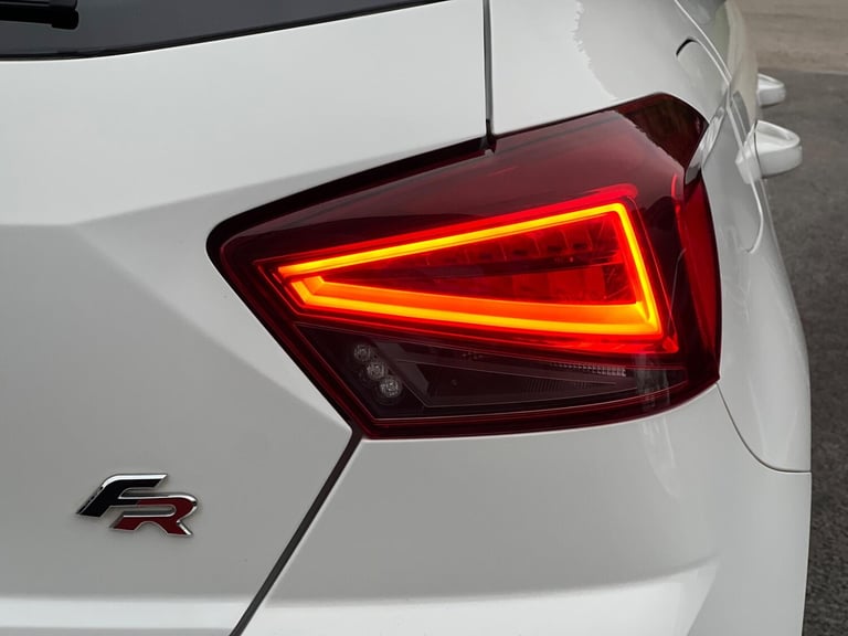 2018 SEAT Ibiza 1.0 TSI FR Euro 6 (s/s) 5dr HATCHBACK Petrol Manual