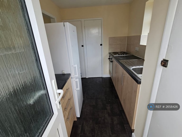 4 bedroom house in Church Street, Bexhill-On-Sea, TN40 (4 bed) (#2658426)