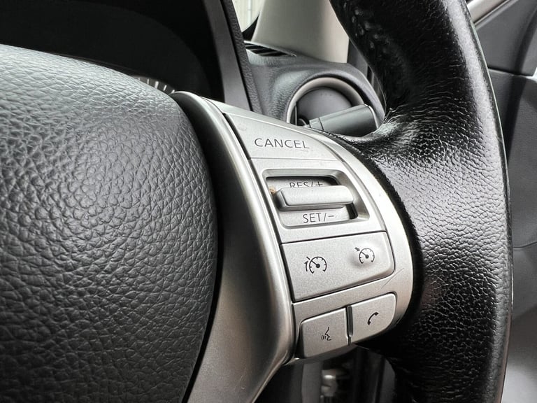 NISSAN NAVARA 2.3 dCi N-Guard 2019