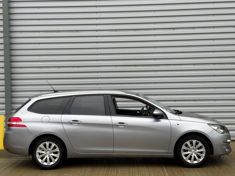 LEFT HAND DRIVE 2015 PEUGEOT 308 SW 1.2 PETROL [ESTATE] FRENCH PLATES | LHD