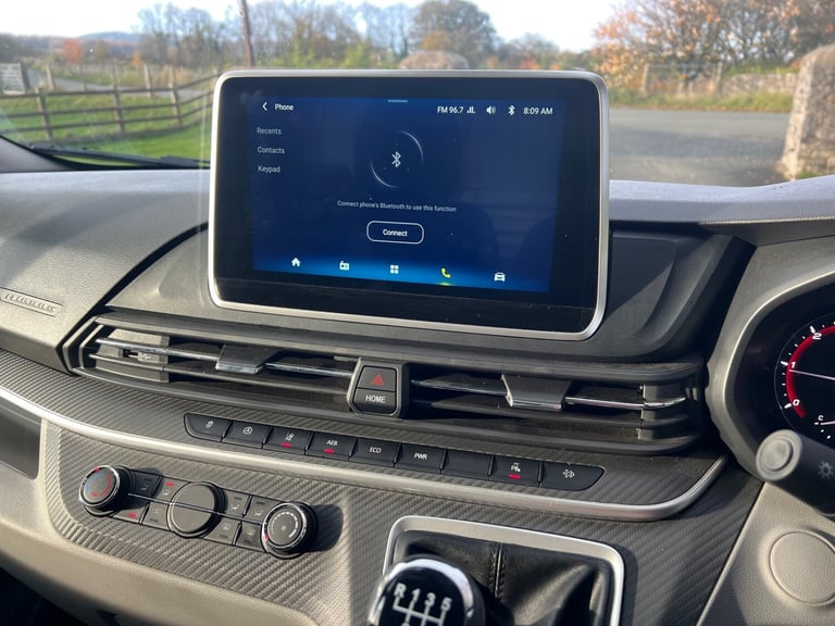 MAXUS DELIVER 9 D20 2.0 150PS FWD L3 COMPRESSOR WORKSHOP VAN 74 REG 19,100 MILES