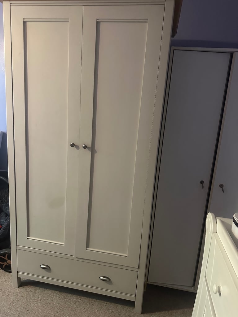MS wardrobe 