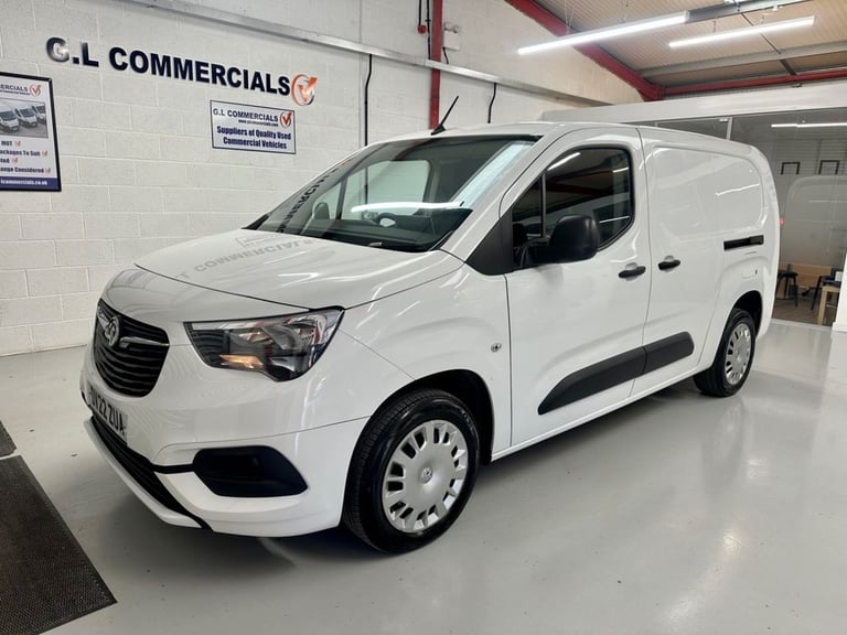 image for 2022 22 VAUXHALL COMBO 1.5 TURBO D 2300 SPORTIVE L2 H1 EURO 6 100 BHP * 3 SEATER
