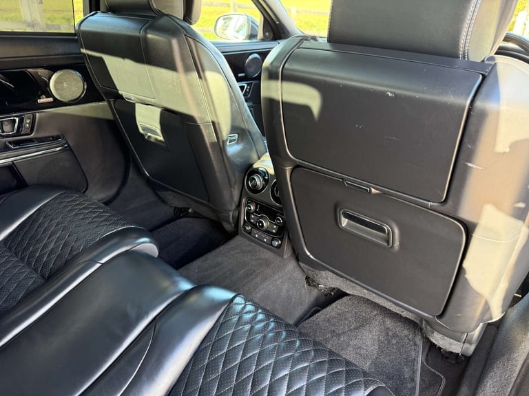 2020 Jaguar XJ 3.0d V6 Autobiography 4dr Auto [LWB] SALOON DIESEL Automatic