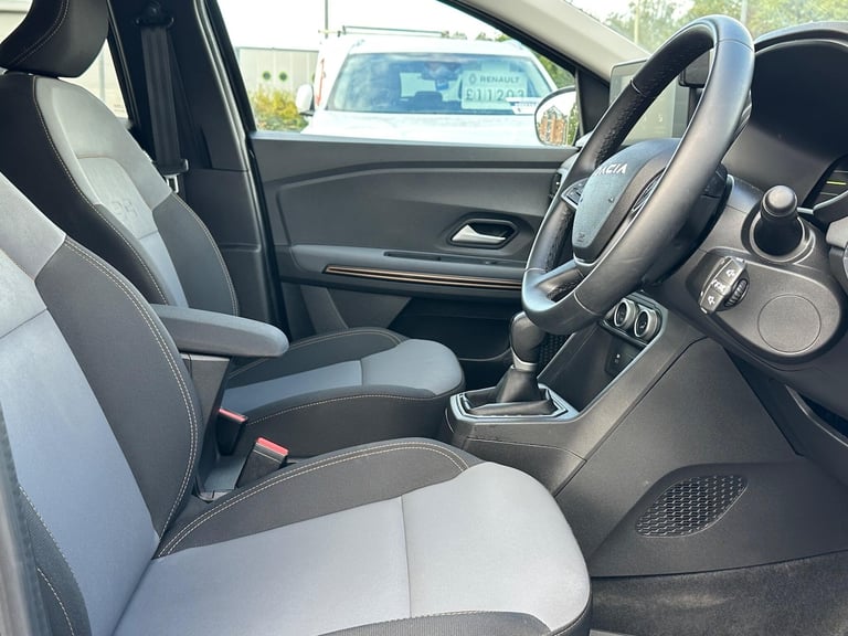 2024 Dacia Jogger 1.6 Hybrid EXTREME Auto Euro 6 (s/s) 5dr MPV Petrol/Electric Hybrid Automatic