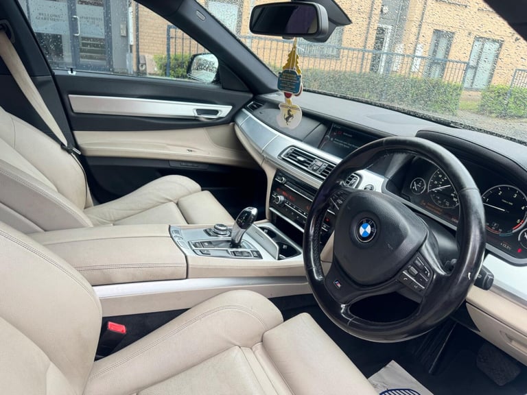 2011 BMW 7 Series 3.0 730d M Sport Auto Euro 5 4dr SALOON Diesel Automatic
