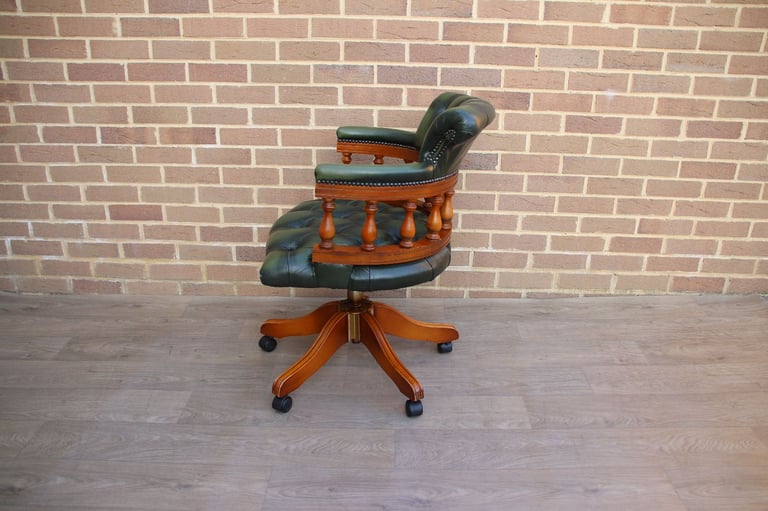 Captains Chair (UK Delivery)