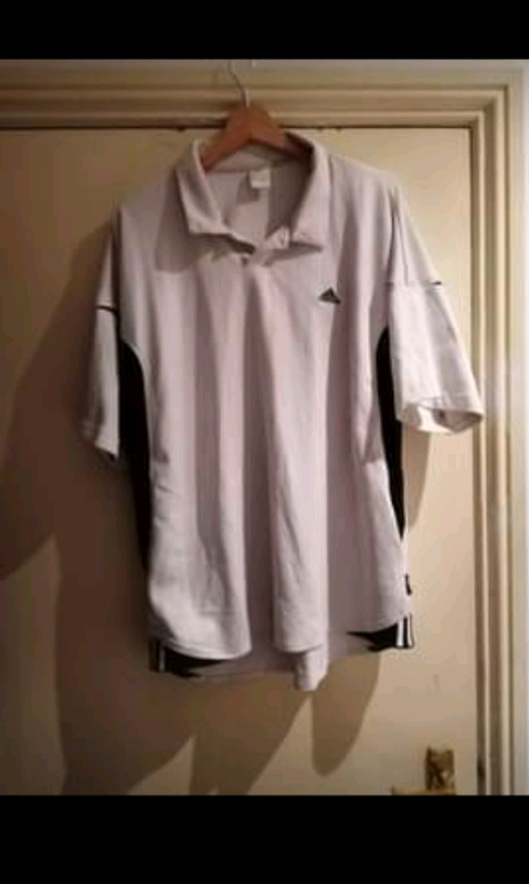 Adidas t-shirt XL white and black 