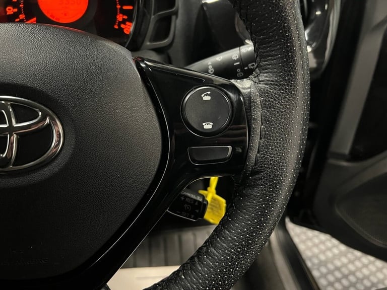 2017 Toyota AYGO 1.0 VVT-i X-Style 5dr HATCHBACK PETROL Manual