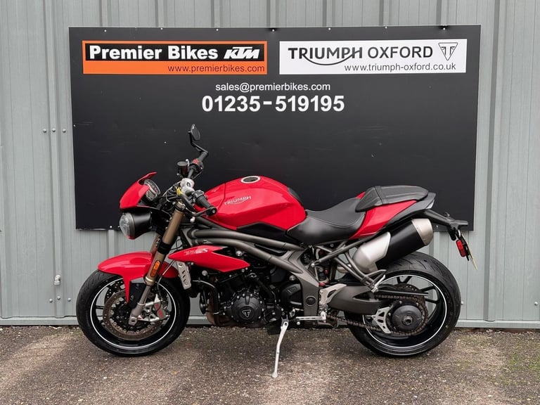 Stunning 2016/66 Triumph Speed Triple 1050 S Motorcycle