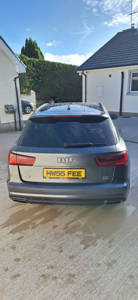 Audi A6 S-Line Black Edition 2.0 TDI (RS6 interior)