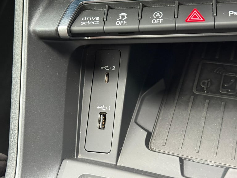  Audi Q3 2.0 TFSI 40 Vorsprung SUV 5dr Petrol S Tronic quattro Euro 6 (s/s) (190 ps) Petrol Autom...