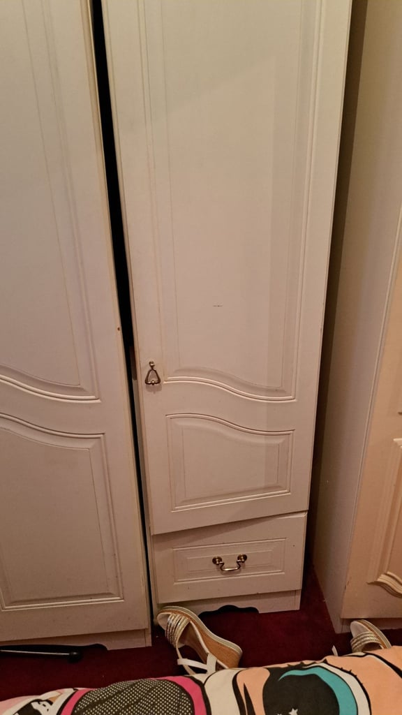 Set of wardrobes 
