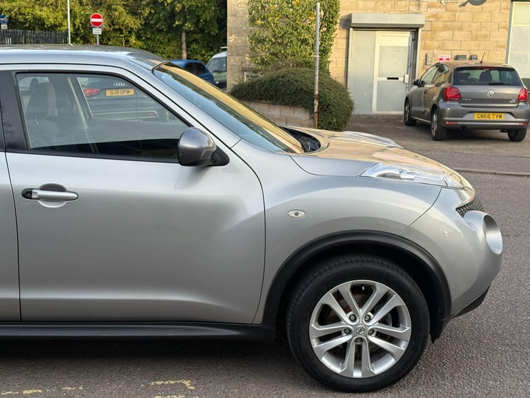2012 Nissan Juke 1.6 Acenta 5dr [Premium Pack] HATCHBACK PETROL Manual
